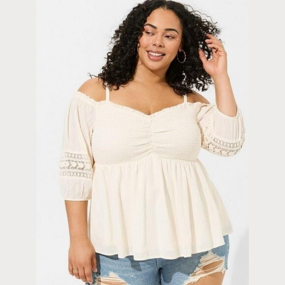 Torrid NEW Plus Size 2X Ivory Smocked Front Swiss Dot Cold Shoulder Top Peasant