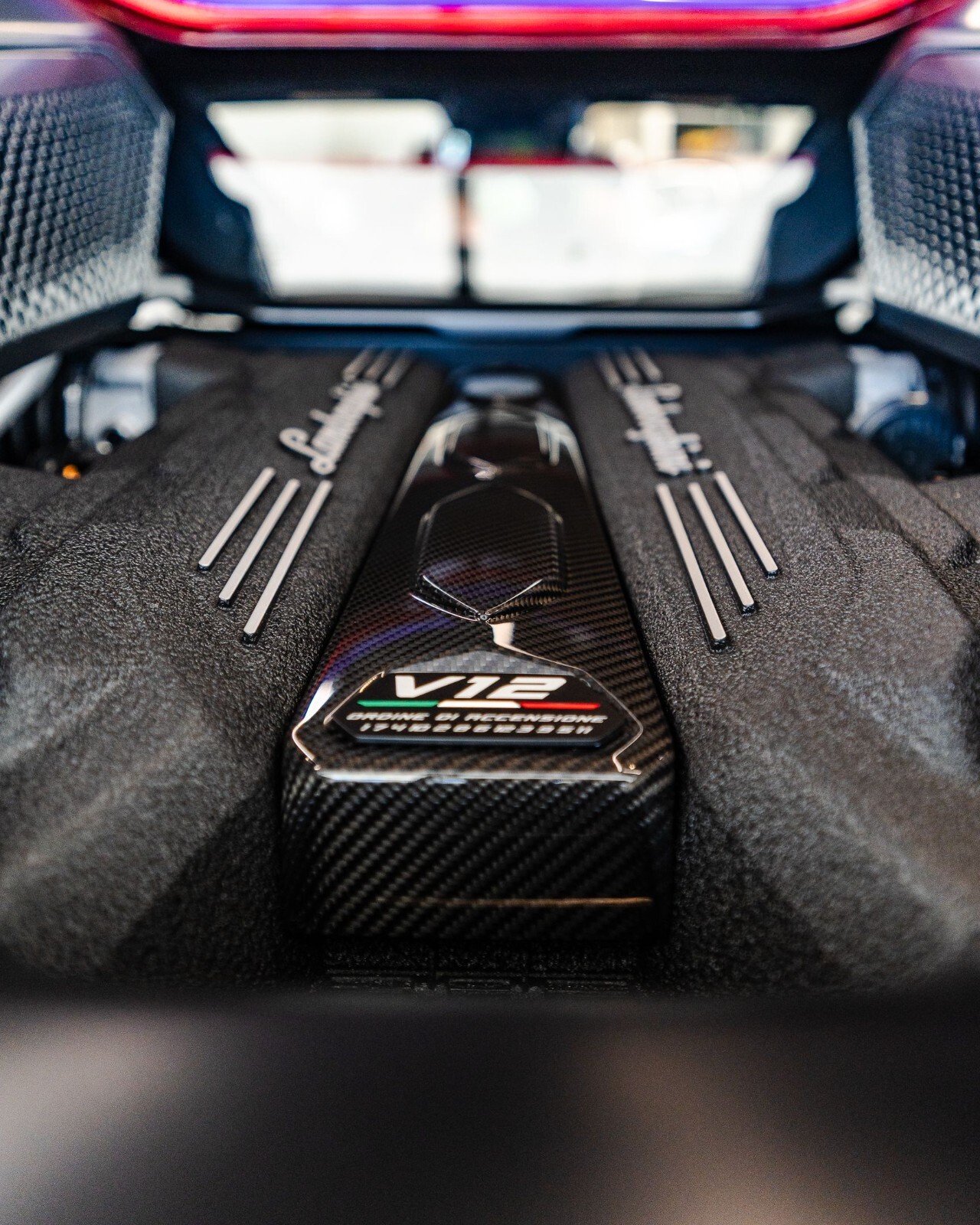 Lamborghini Revuelto Carbon Fiber Engine Cover 47B103927 (shiny)