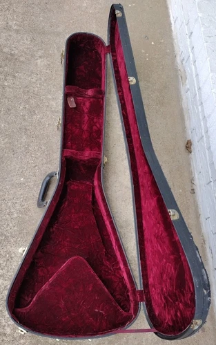 2000's Gibson Flying V Case! -LL