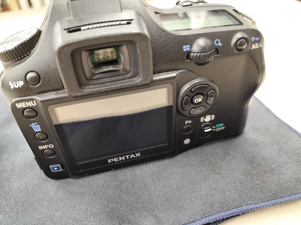 Kit de súper lentes Pentax K100D LCD amarillento digital conjunto único Foto 3 de 4