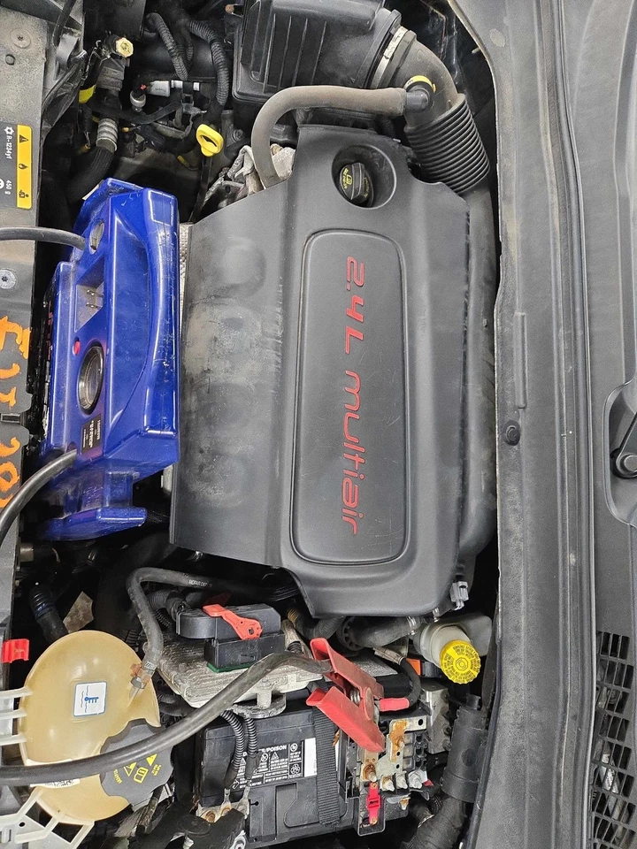 Used Engine Complete Assembly fits: 2015 Jeep Renegade Sdn 2.4L VIN B 8th digit Foto 2 de 4