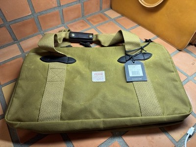 Filson Tin Cloth Small Duffle Bag Dark Tan NWT 20% Off MSRP 33L, 18L x 11W x 10H