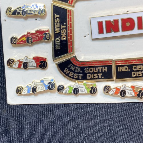30 Indiana Elks Lapel Pins BPOE Order of Elks Indy Race Cars Cluster - Foto 4 di 9