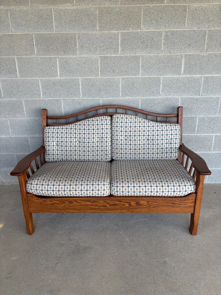 HUNT COUNTRY FURNITURE LIGHT OAK SHAKER STYLE PADDLE ARM SETTEE - LOVESEAT - Image 2 of 4