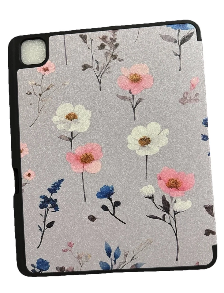 Brand new Soke Case for iPad Pro 13 with pencil holder, Tri-Fold, Flowers - Image 4 of 4