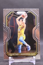 Courtney Vandersloot #10 2021 Panini Prizm WNBA Chicago Sky
