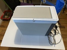 Koolatron P-20 Thermo - Electric 12-Volt 18 Quart Compact Cooler/Warmer P20 Used