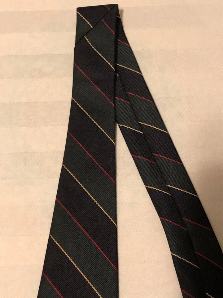 Corbata de seda Carter & Holmes clásica diagonal negra verde 56"x4"  Foto 4 de 4