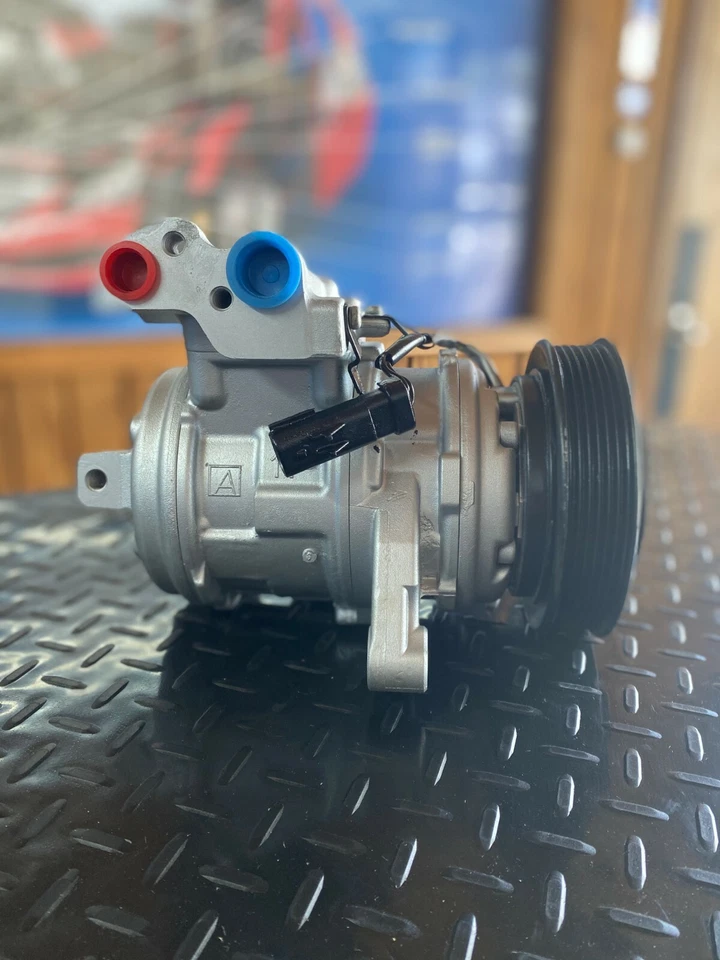 Compresor de aire acondicionado Jeep Grand Cherokee 99-04, TJ 00-06, Wrangler 00-06, 77379 Foto 2 de 4