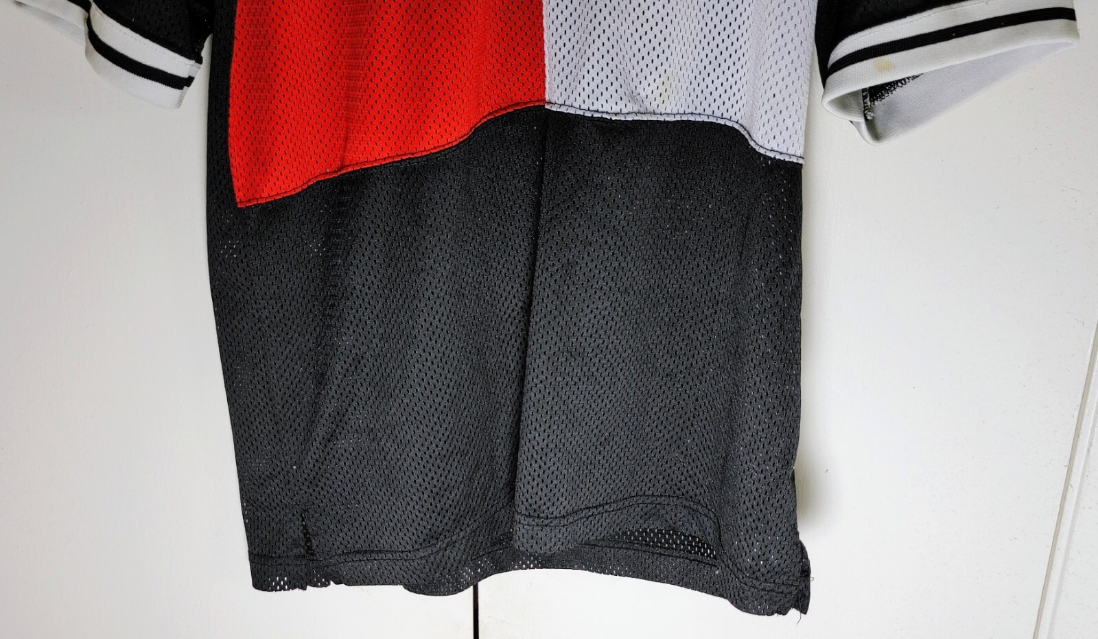 Camicia in maglia vintage anni '90 FILA a maniche corte da uomo XL rosso nero bianco