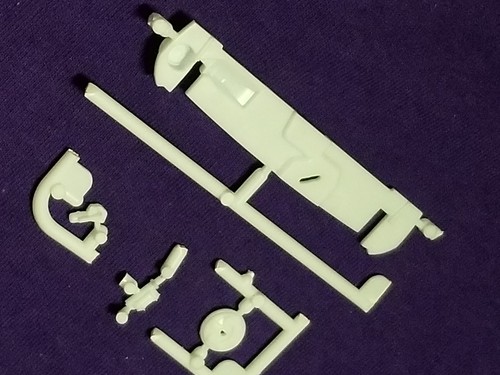 69 Chevelle FIREWALL WIPER MOTOR BRAKE BOOSTER/MASTER CYL- Revell 1:25 Model Kit - Picture 6 of 8