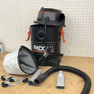RIDGID 5 Gal. Cool/Dry Ash Portable Shop Vacuum, Fine Dust Filter, Hose