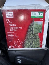 Home Accents Holiday 7.5ft W14N0202 Pre-Lighted Tree - Green