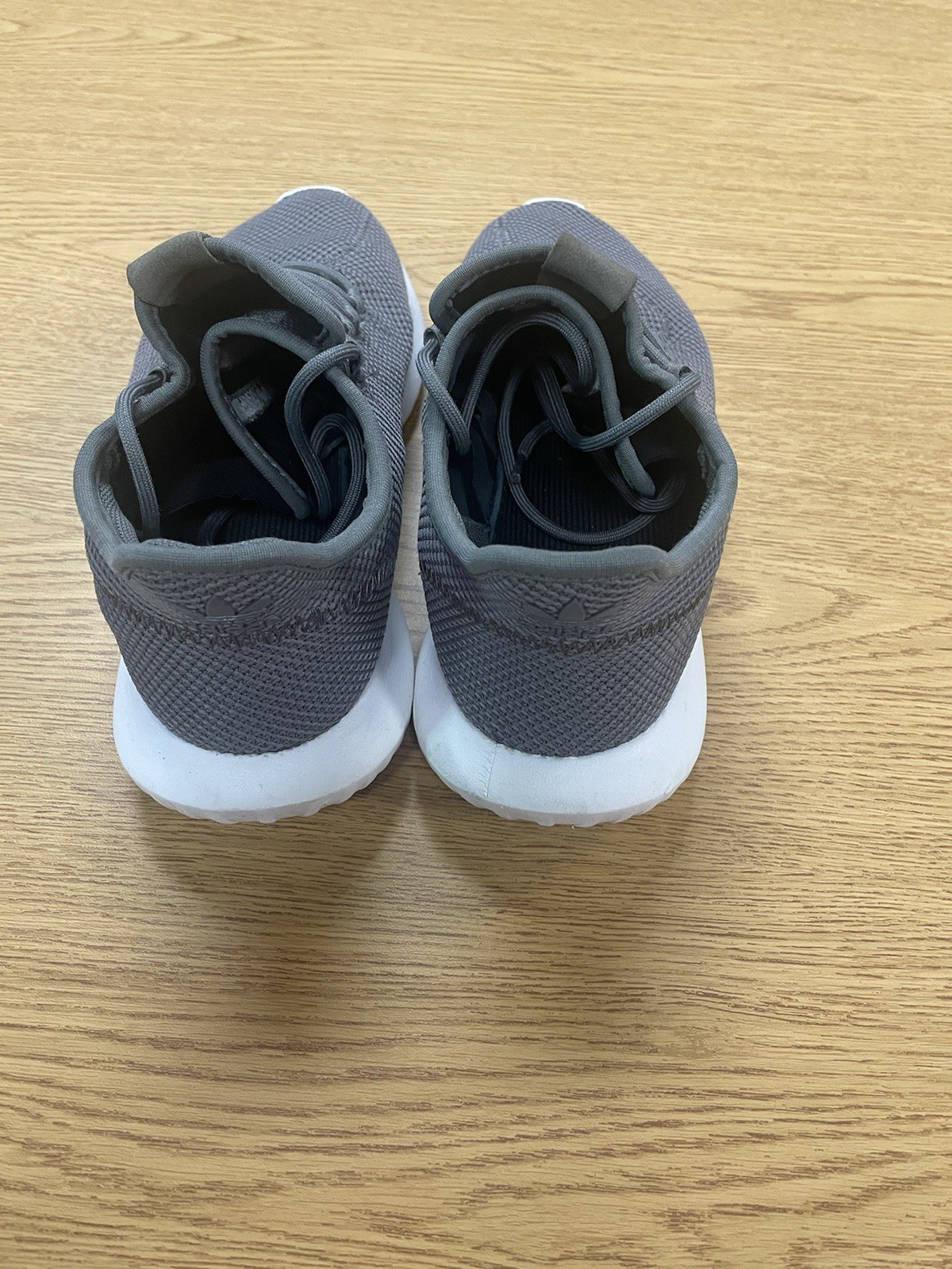 SAOLA Scarpe da corsa uomo Adidas taglia 9 5 colore grigio