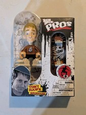 Tech Deck PROS Tony Hawk Birdhouse Fingerboar...
