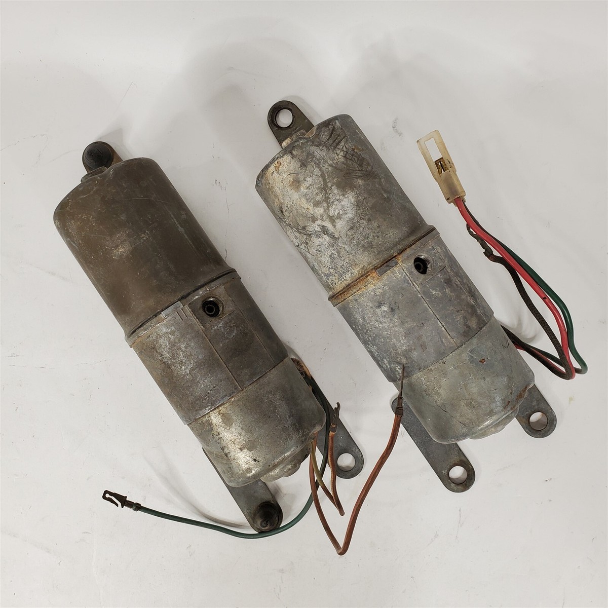 新品　PS　キャデラック 66-69 Buick Cadillac Chevy Olds Pontiac Convertible Top Motor PAIR