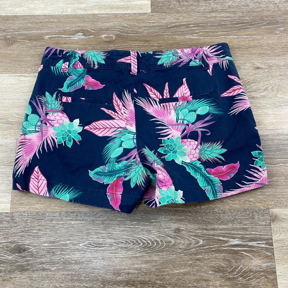 Pantalones cortos de ciudad GAP tiro medio multicolor estampado floral talla 8 Foto 3 de 4