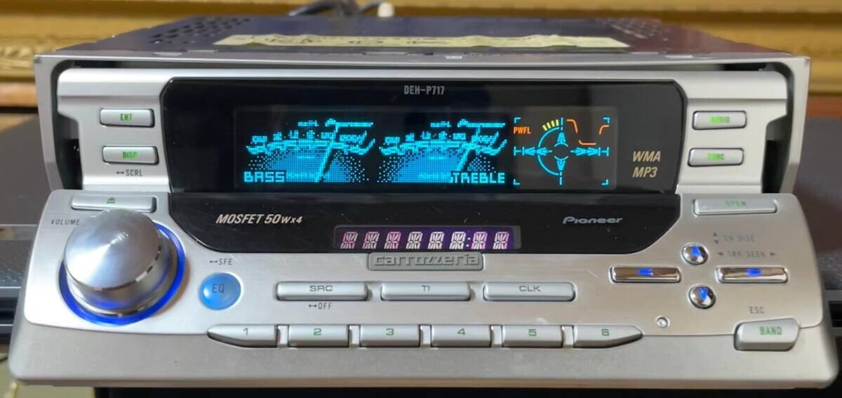 Pioneer Carrozzeria DEH-P717 1DIN Car Audio CD Player Tested