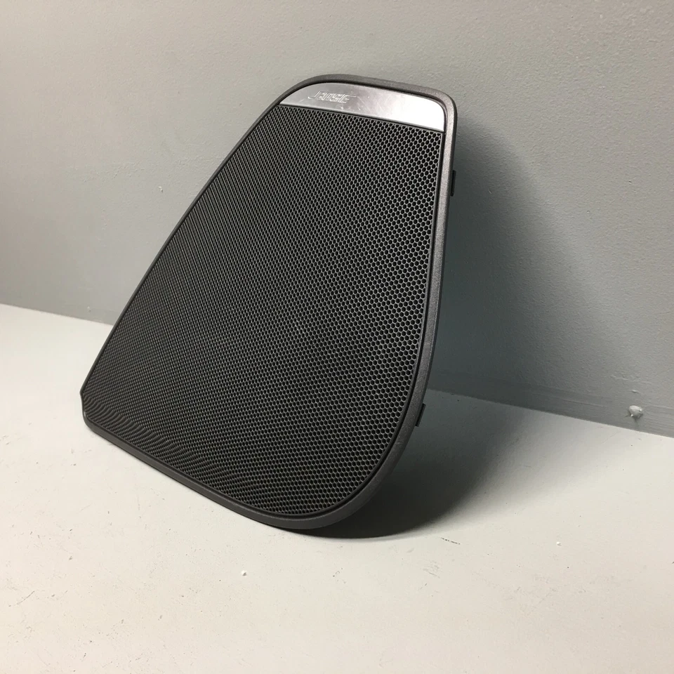 Audi A6 Quattro 2012-2018 panel de altavoces de puerta trasera del conductor rejilla Bose OEM Foto 3 de 4