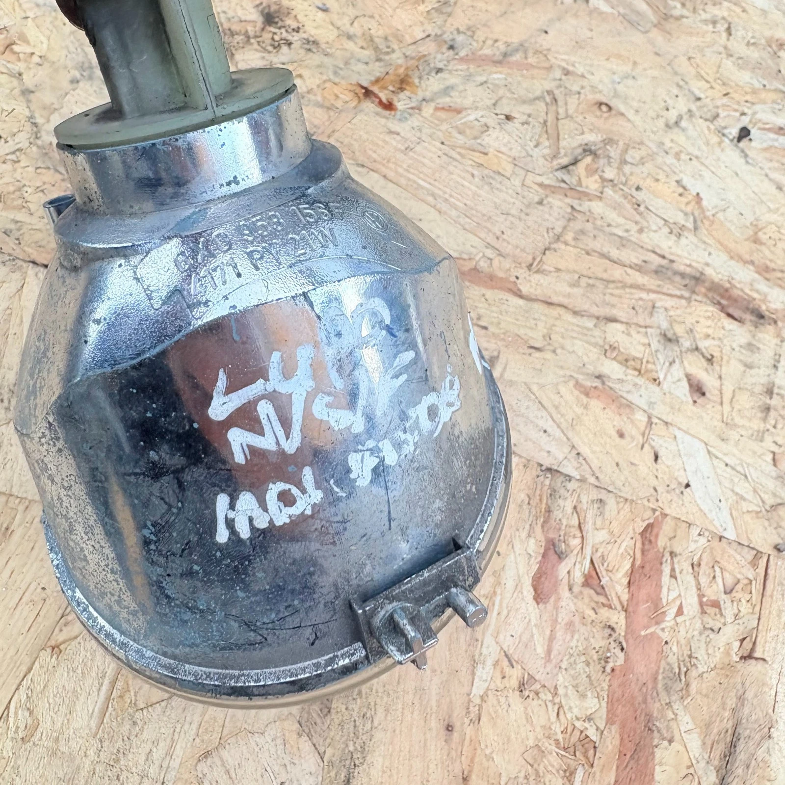 Actual rear of indicator showing stamped part number