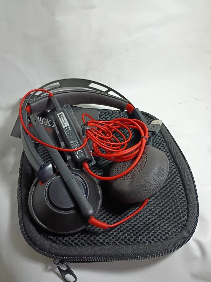 Jabra Evolve 40 UC Stereo Wired Headset USB-A with 3.5mm Jack - Image 3 of 4