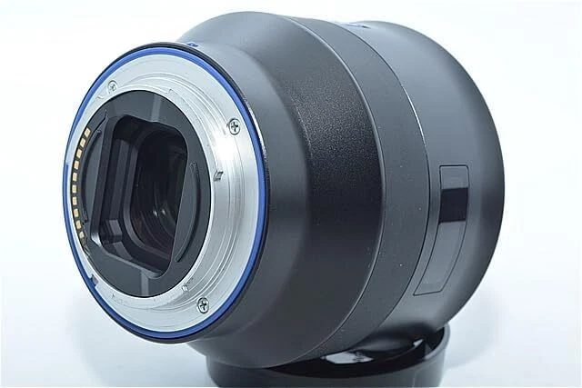 Lente de enfoque único 158 Carl Zeiss Batis 2/25 montura E 25 mm F2 tamaño completo Foto 3 de 4