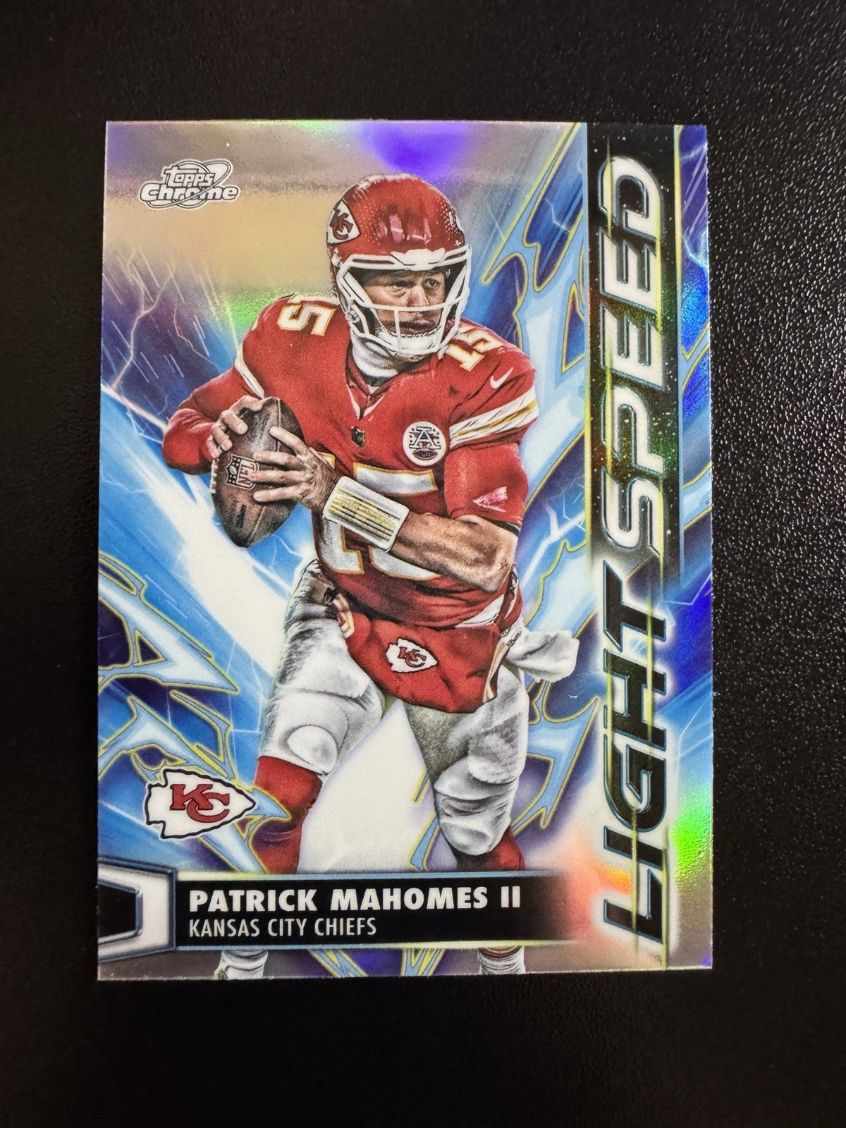 2025 Topps Chrome Cosmic Patrick Mahomes II Light Speed Refractor LS-6 Chiefs