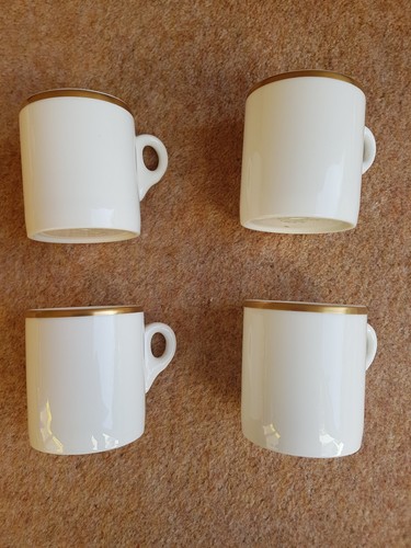 4 x Wedgwood (Royal Tuscan) Metalised Coffee/Espresso Cups & Saucers - Picture 4 of 10