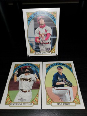 2021 Topps Heritage Dylan Carlson , Fernando tatis,  M.Fried New Age Performers 