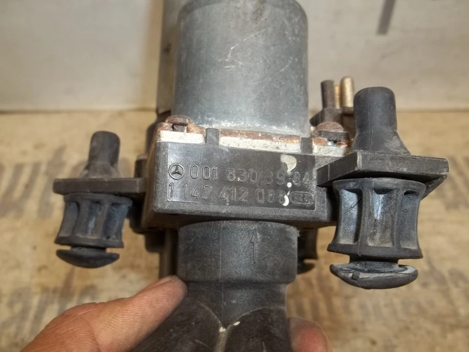 93-95 MERCEDES-BENZ 300CE E320 OEM CALENTADOR CLIMATIZACIÓN VÁLVULA DE CONTROL SOLENOIDE Foto 3 de 4