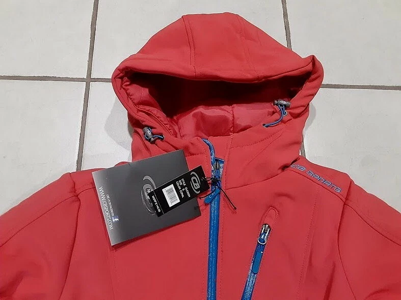 NEW WITH TAG CB SPORTS WOMEN BEAUTIFUL COAT SIZE S - Image 2 of 3