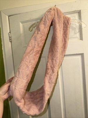 Modena Fluffy Infinite Scarf Faux Fur Pink NWT
