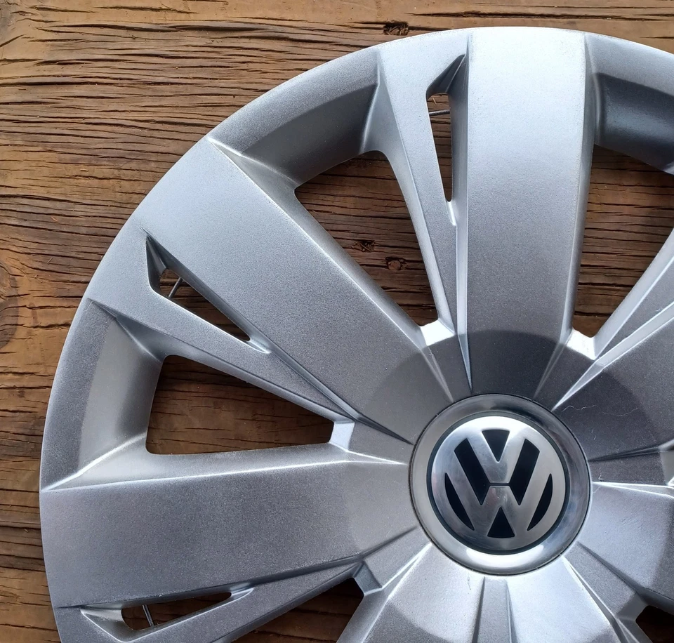 Volkswagen Jetta hubcap 2011 2014 fits 16" p/n 5C0 601147 A, 61563 Repainted - Image 2 of 4
