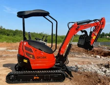 AGT Mini Excavator Track Digger Kubota Diesel Engine 3 Cylinders Hydraulic Thumb