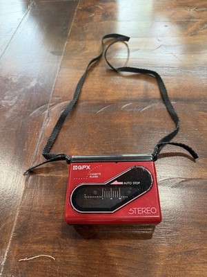 UNTESTED GPX C3044 EQ Portable Cassette Player/FM AM Radio Red 