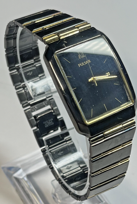 PULSAR VX82-0AS0 CLASSIC BLACK ION PLATED AND GOLD TONE MEN'S