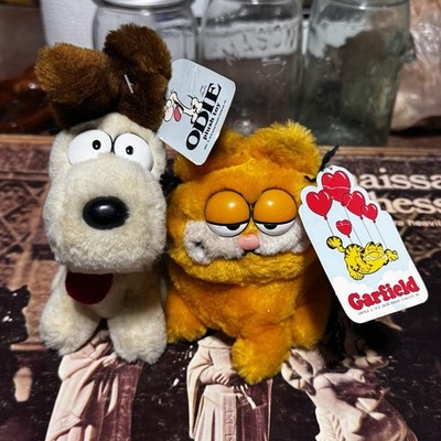 Vintage Garfield and Odie 1981 Dakin United Feature Plushies With Tags