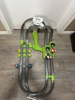 Hot Wheels 1:64 Mario Kart Circuit Truck Set - GRH28 No cars