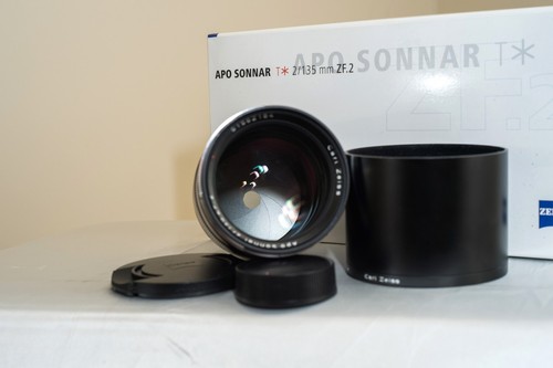 Carl Zeiss 135mm f2 APO Sonnar T* ZF.2 Lens for Nikon - Picture 11 of 18