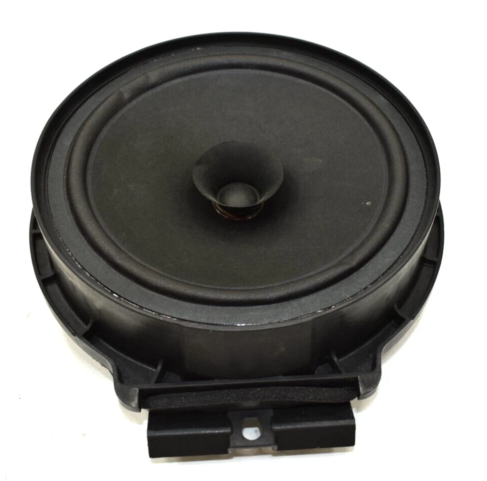 Chevrolet Silverado 2500HD 3500HD 2020-2023 OEM altavoz trasero puerta lateral derecha o derecha Foto 3 de 4