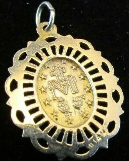 Colgante con dije de medalla de oración ovalada de Jesucristo de oro amarillo macizo de 14 k - 1,8 gms Foto 2 de 4