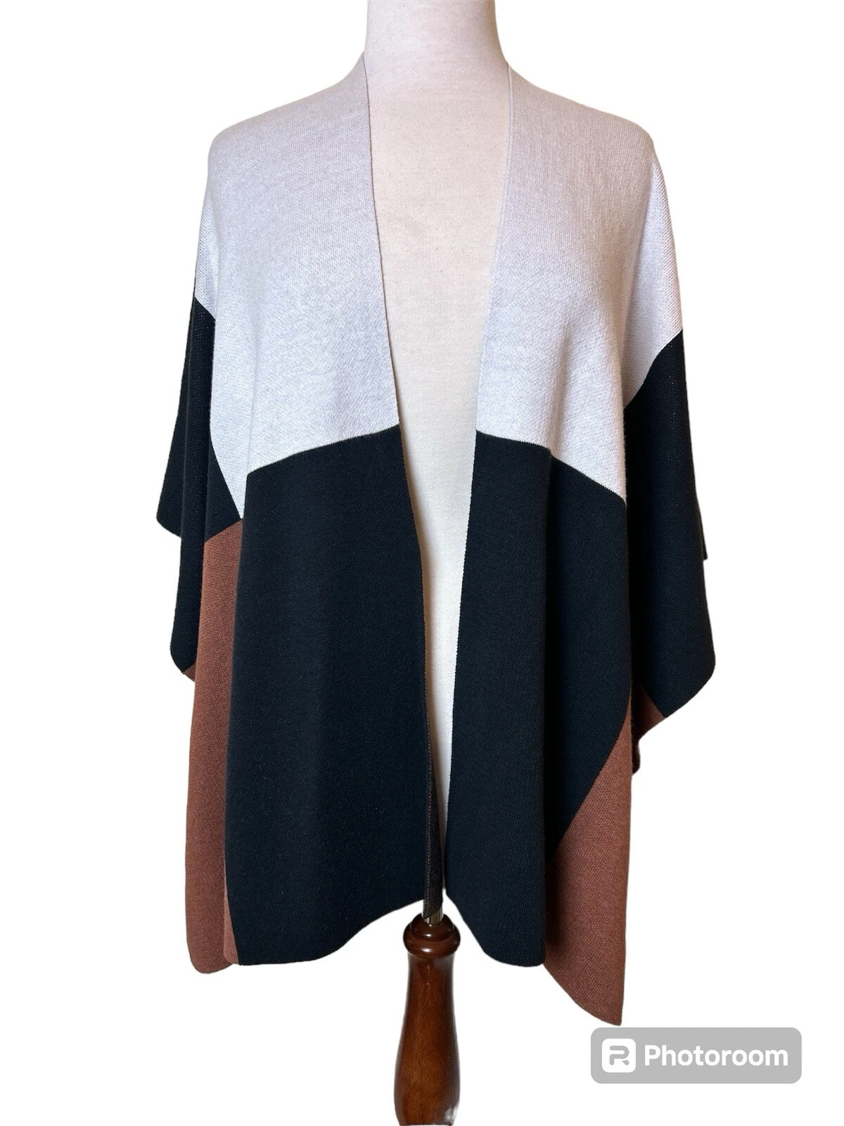 Chicos Poncho Wrap Abstract Size OS Block Black Brown Cozy Minimalist