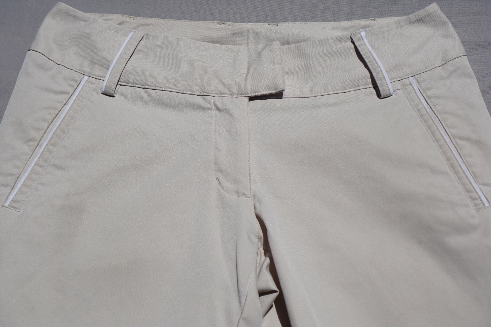 Adidas ClimaLite Snap Cuff Lightweight Casual Golf Long Shorts. Women's