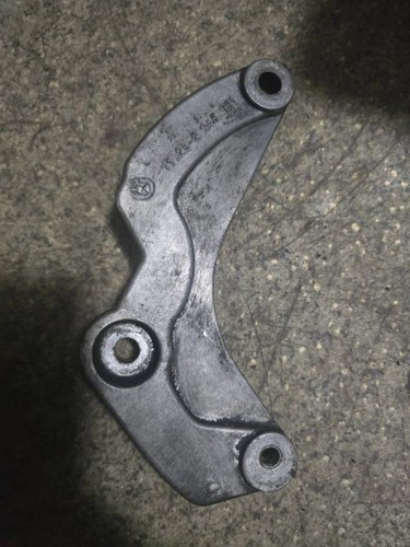 BMW 5 E39 1999 Halterung Lichtmaschine 2248561 Diesel 135kW LIA27423