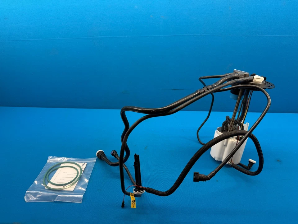 Conjunto de módulo de bomba de combustible Spectra Premium D6605M para Chevrolet/Pontiac Foto 3 de 4