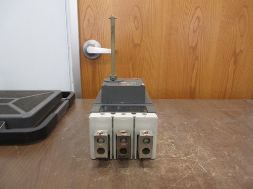 ABB SACE S5H Breaker Disconnect S5H-PR211 400A 600V 3P w/ Aux Switch *No Handle* - Picture 7 of 9