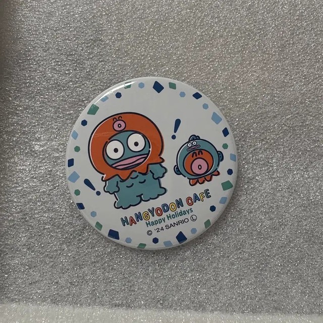 Han Gyo-dong Sayuri Can Badge at Cafe Happy Holidays