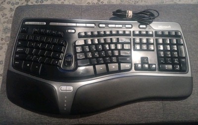 Microsoft Natural Ergonomic Keyboard 4000 v1.0 KU-0462 USB Wired