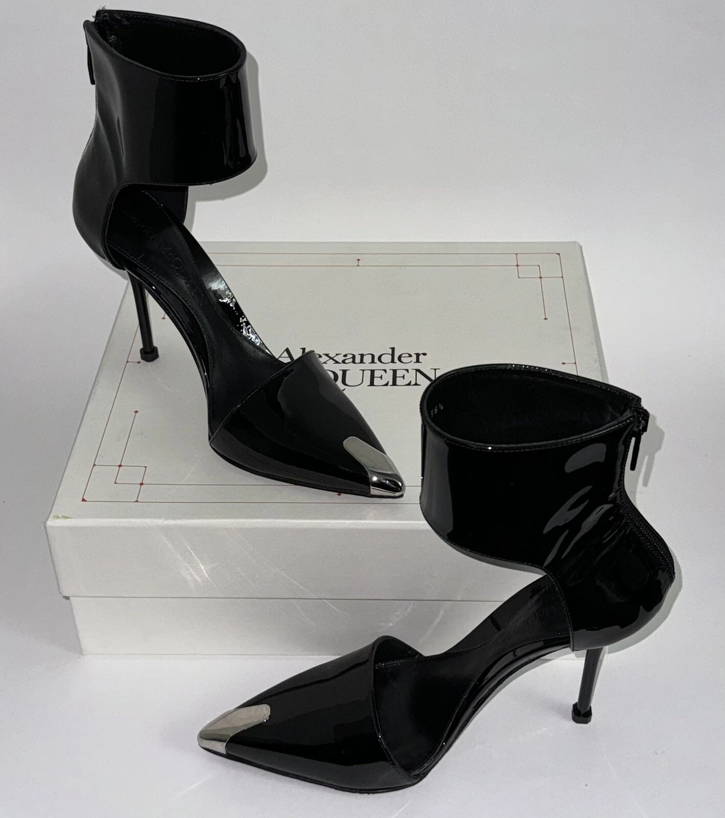 Alexander McQueen — ALEXANDER McQUEEN Punk Pointed Metal Toe Ankle Cuff Pumps Shoes Women’s 6.5 36.5