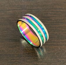 Silver Tone Fashion Ring With Rainbow Colored Iridescent Striped Grooves Size 9